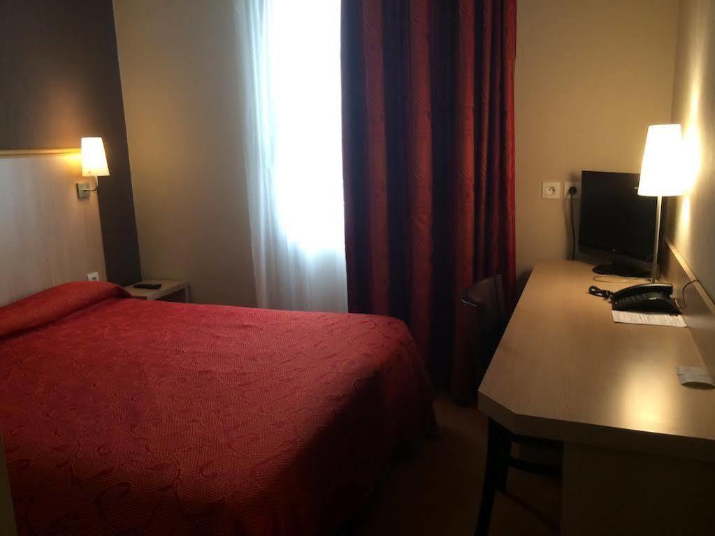 Ibis Styles Lyon Meyzieu Arena Stadium Zewnętrze zdjęcie