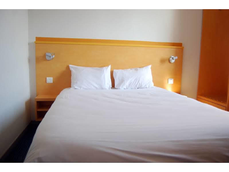 Ibis Styles Lyon Meyzieu Arena Stadium Zewnętrze zdjęcie